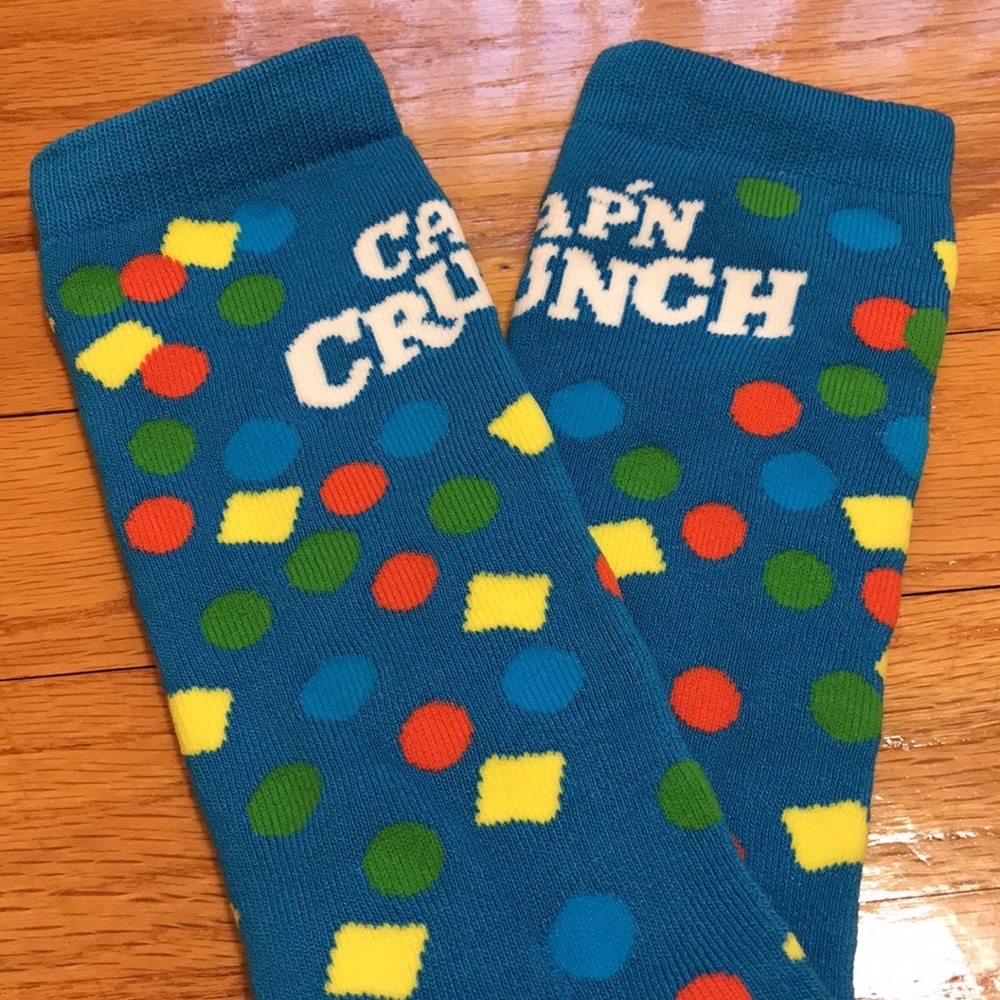 (2) Captain Crunch Cereal Fun Pantone Athletic Pairs of Socks (Brand New) BOGO - Picture 2 of 6